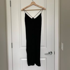 Aritzia Wilfred free strappy midi dress - black